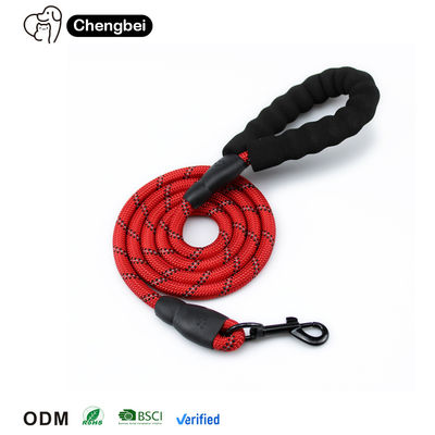 Dây dây xích thú cưng đệm tay cầm tùy chỉnh màu sắc Dây xích di động thoải mái miễn phí phản xạ dây nylon