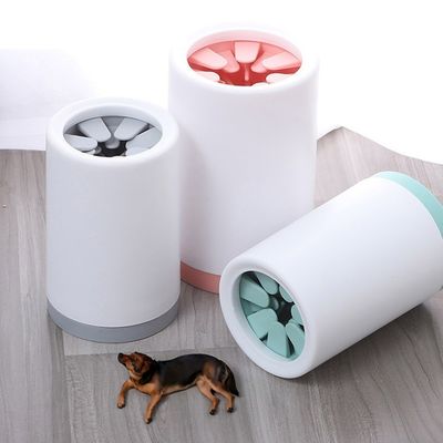 Máy rửa chân chó 360 độ Cốc trắng silicone Mudbuster cho chó